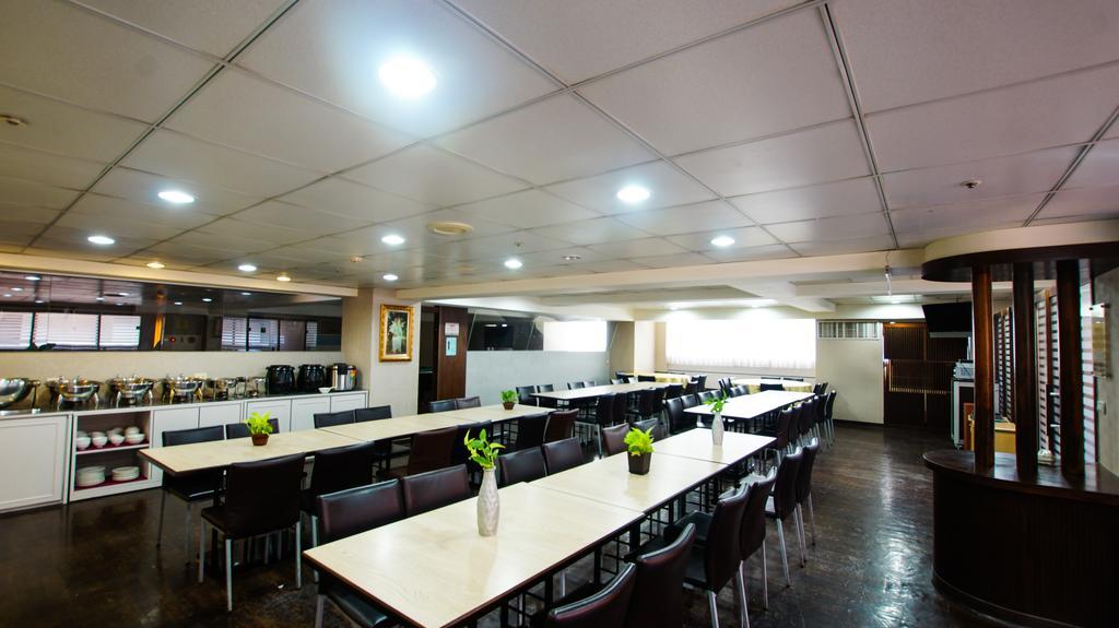 Lincoln Hotel Tainan Exterior foto