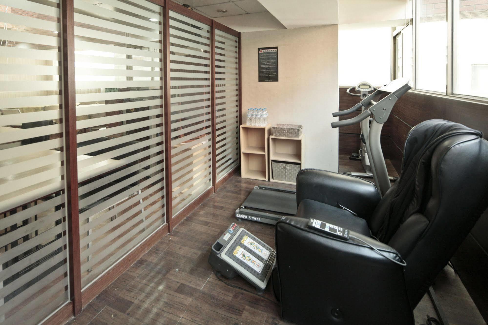Lincoln Hotel Tainan Exterior foto